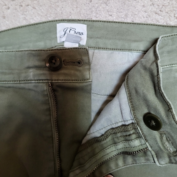 J. Crew Women's Green Tapered Chinos - Size 26T - Picture 7 of 7